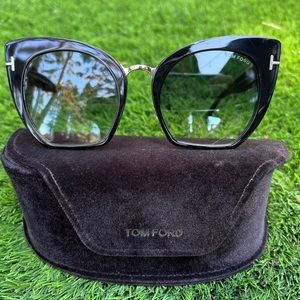 Tom Ford cat eye sunglasses black